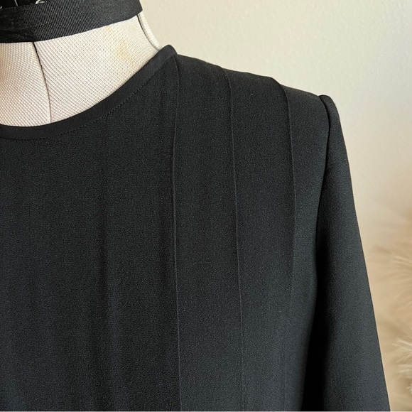 FENDI black pleated long sleeve dress with high neck above the knee silhouette - Picture 5 of 13